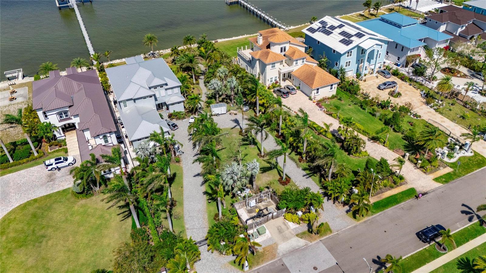 6702 SURFSIDE BLVD, APOLLO BEACH, FL, 33572