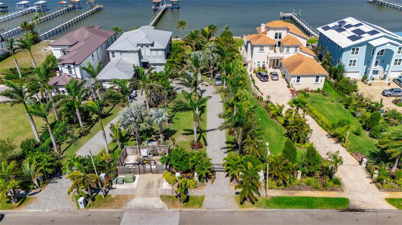 6702 SURFSIDE BLVD, APOLLO BEACH, FL, 33572