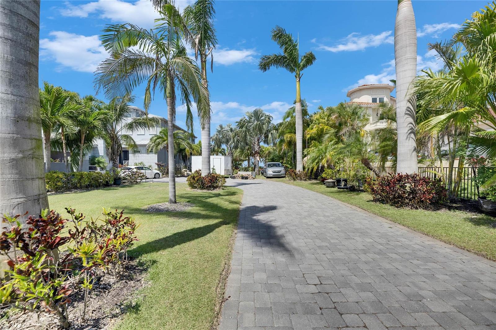 6702 SURFSIDE BLVD, APOLLO BEACH, FL, 33572