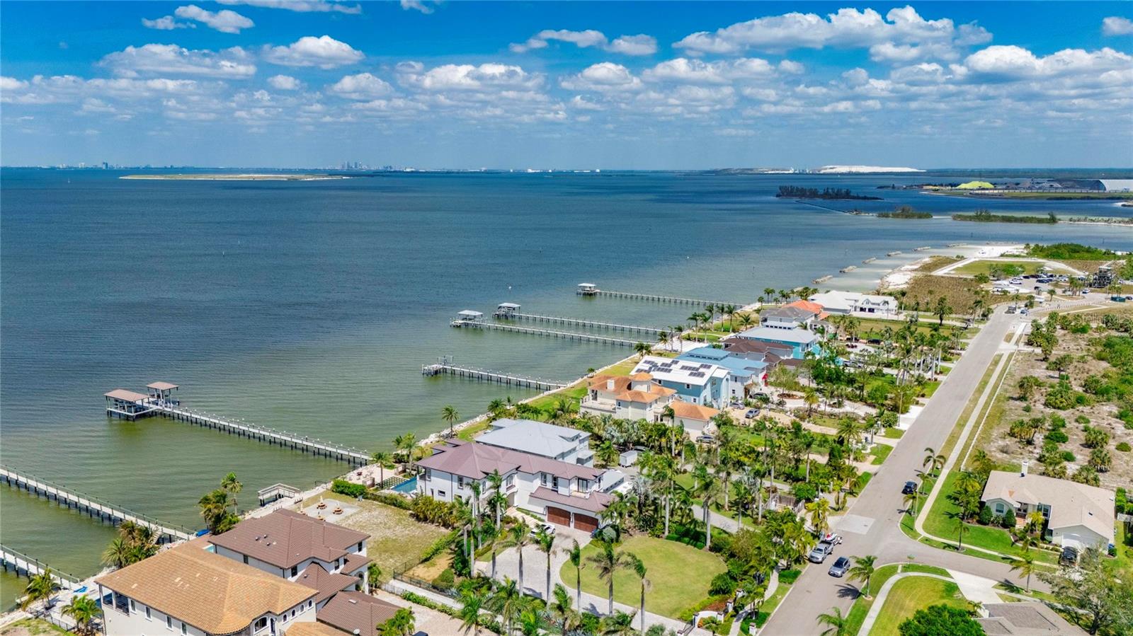 6702 SURFSIDE BLVD, APOLLO BEACH, FL, 33572