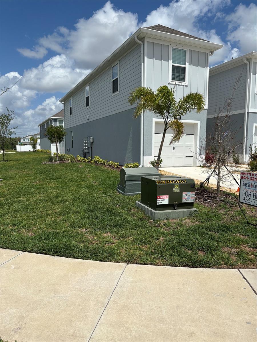 14111 CRIMSON AVE, BRADENTON, FL, 34211