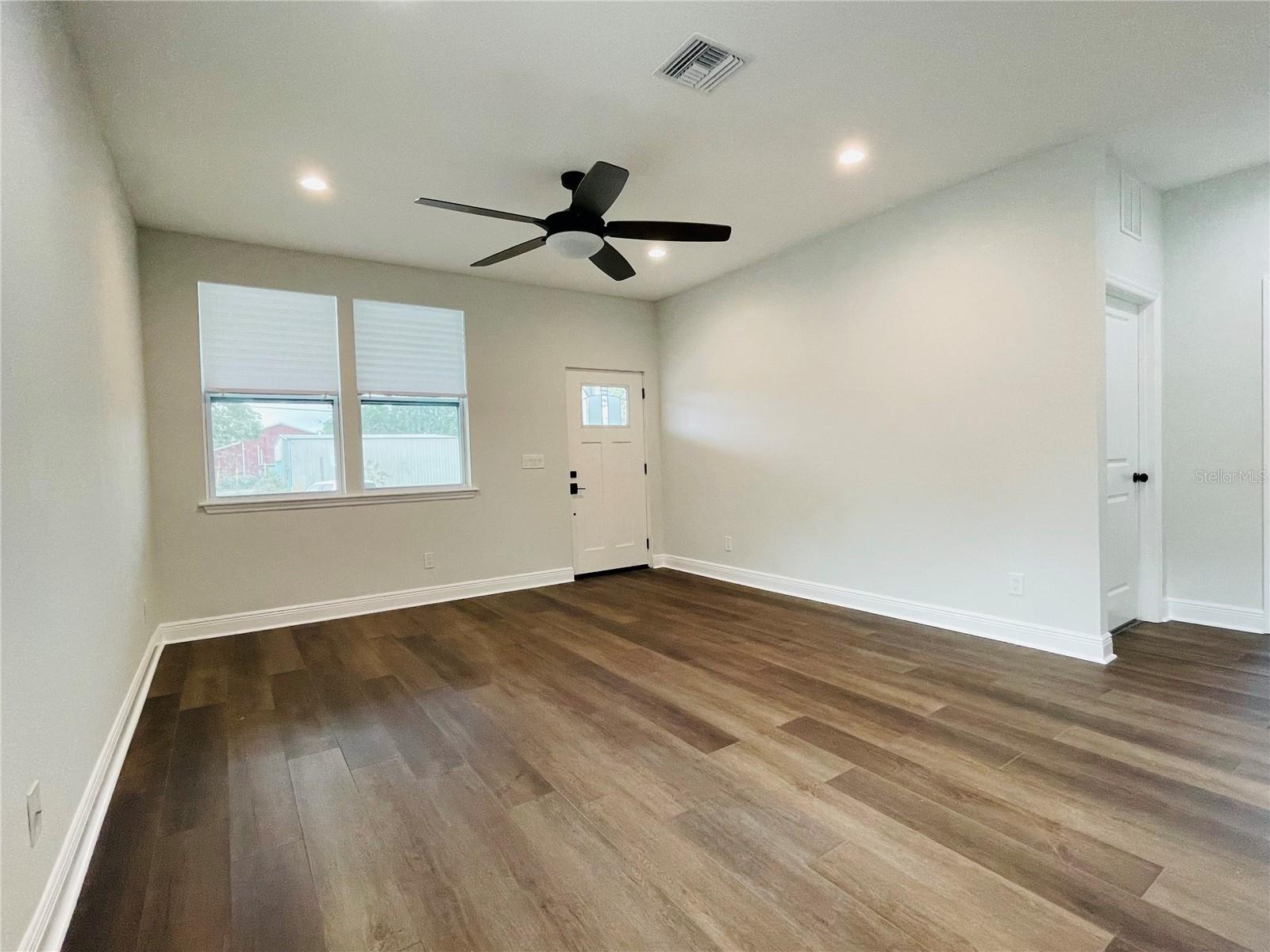 107 E PARK ST, TARPON SPRINGS, FL, 34689