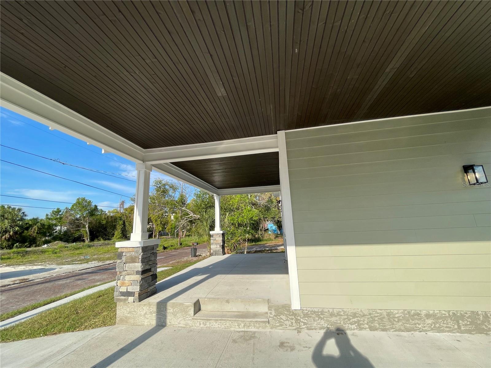 107 E PARK ST, TARPON SPRINGS, FL, 34689