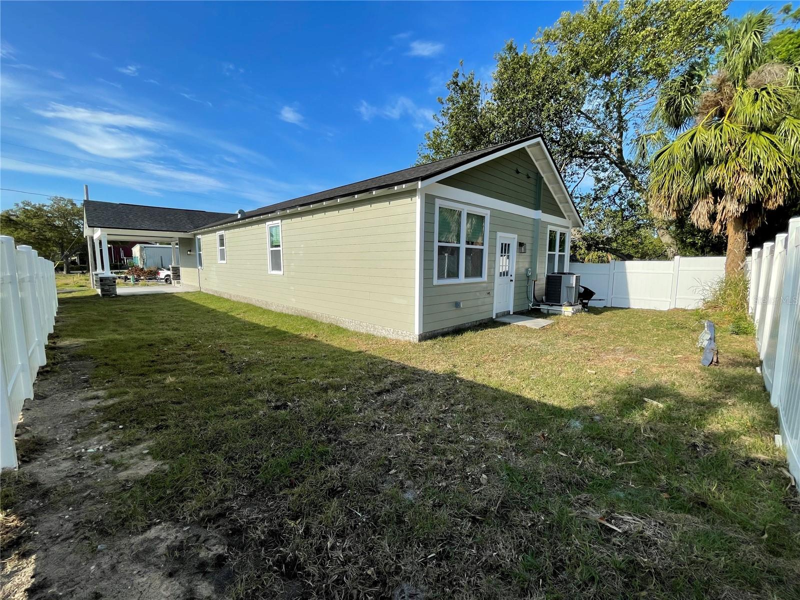107 E PARK ST, TARPON SPRINGS, FL, 34689