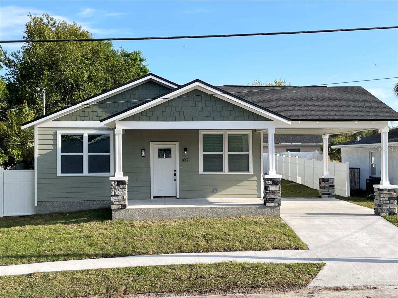 107 E PARK ST, TARPON SPRINGS, FL, 34689