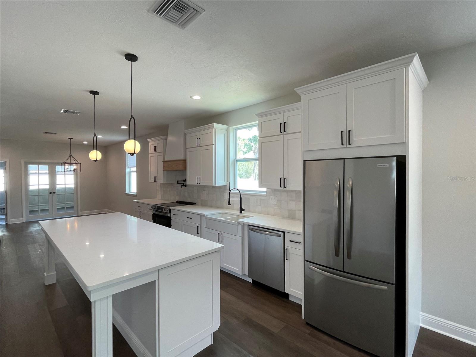 107 E PARK ST, TARPON SPRINGS, FL, 34689