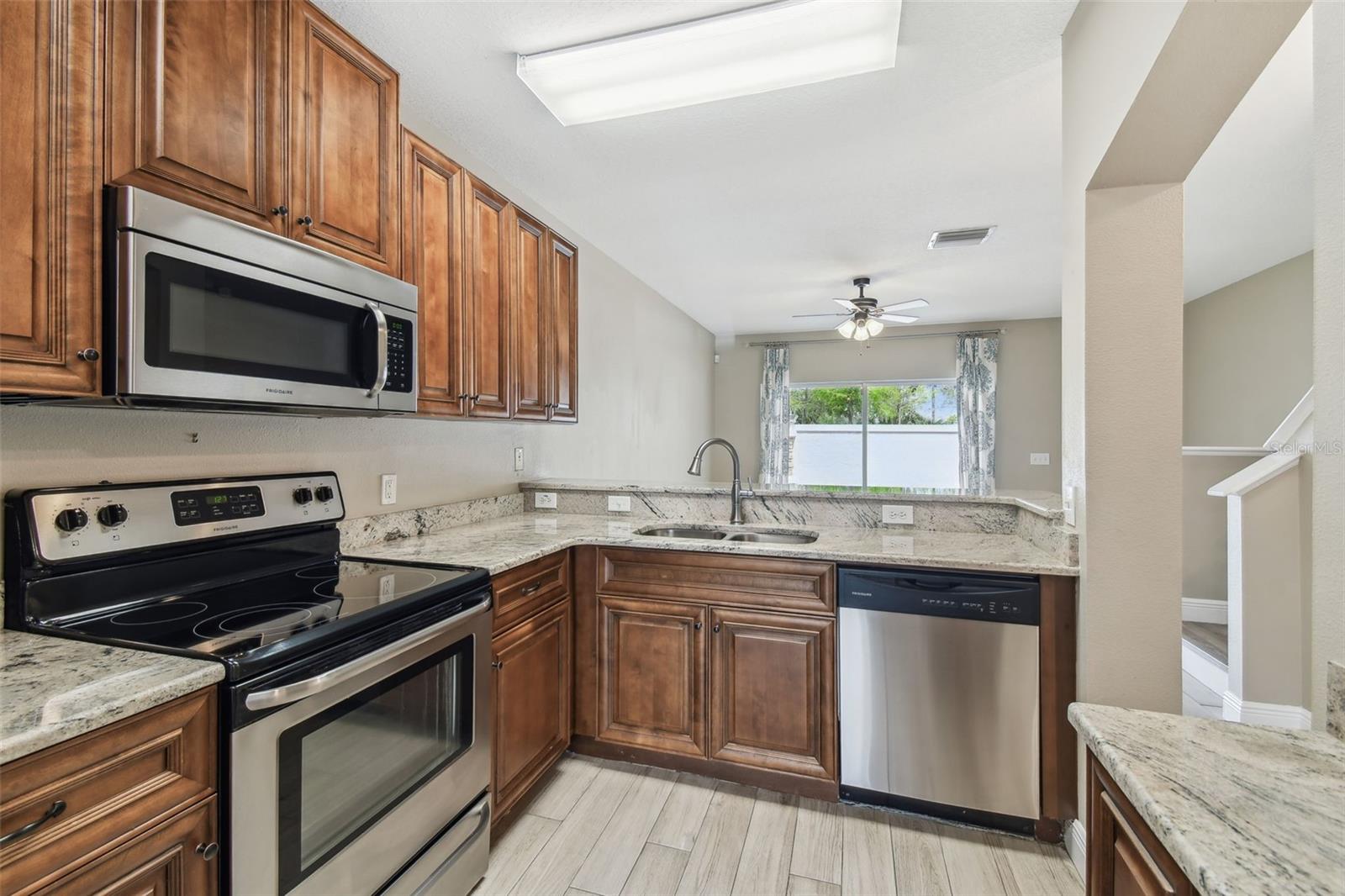 16309 SWAN VIEW CIR, ODESSA, FL, 33556