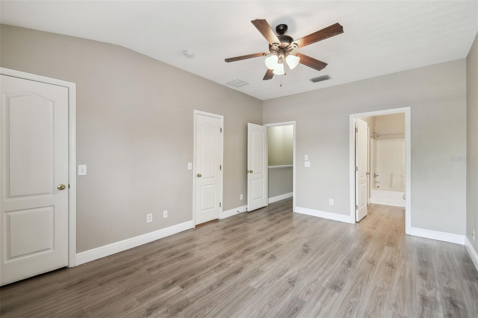 16309 SWAN VIEW CIR, ODESSA, FL, 33556