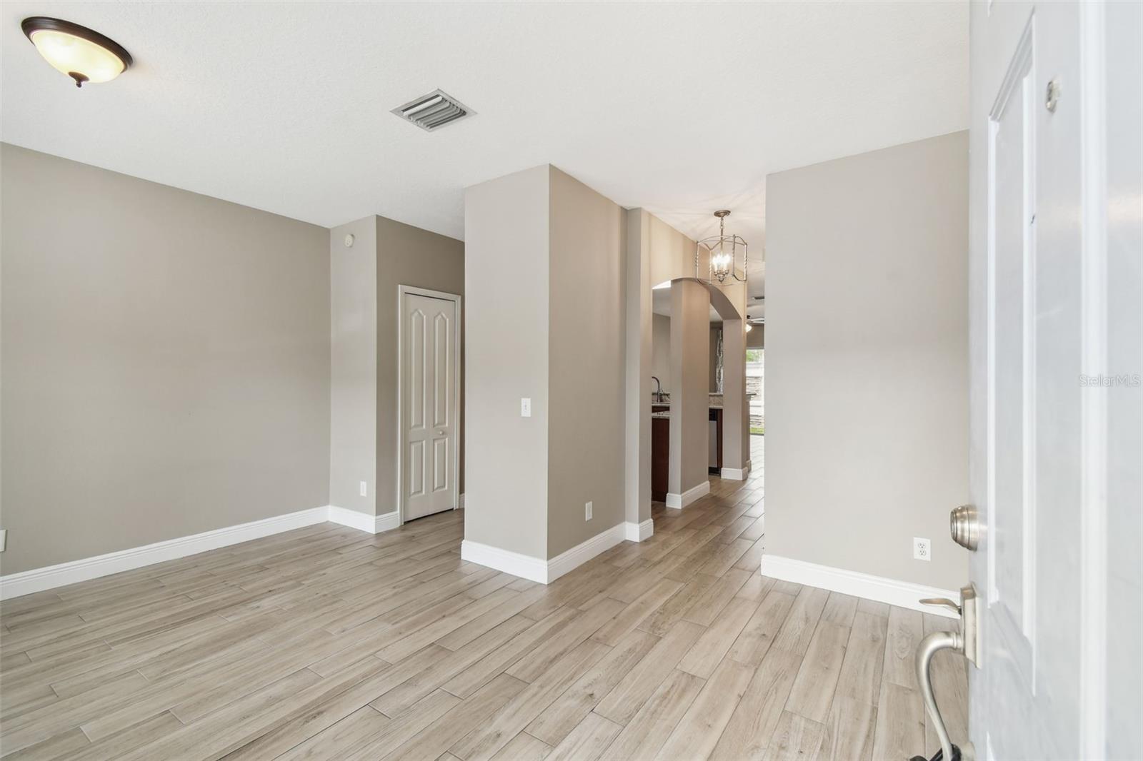16309 SWAN VIEW CIR, ODESSA, FL, 33556