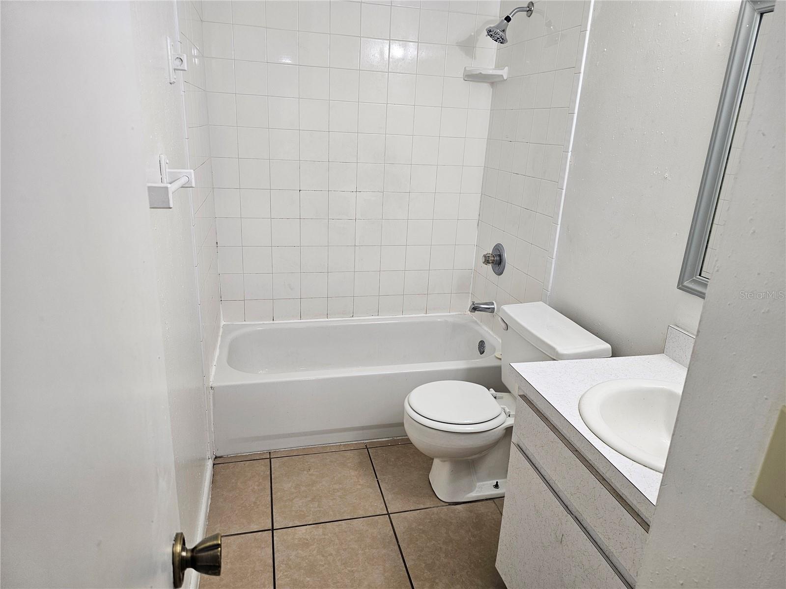 5302 PLUM AVE #B, SEFFNER, FL, 33584