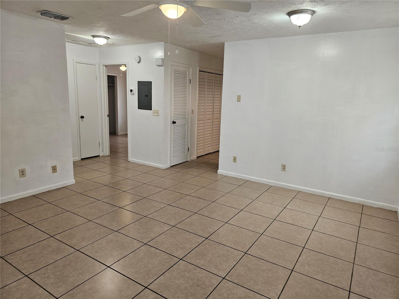 5302 PLUM AVE #B, SEFFNER, FL, 33584