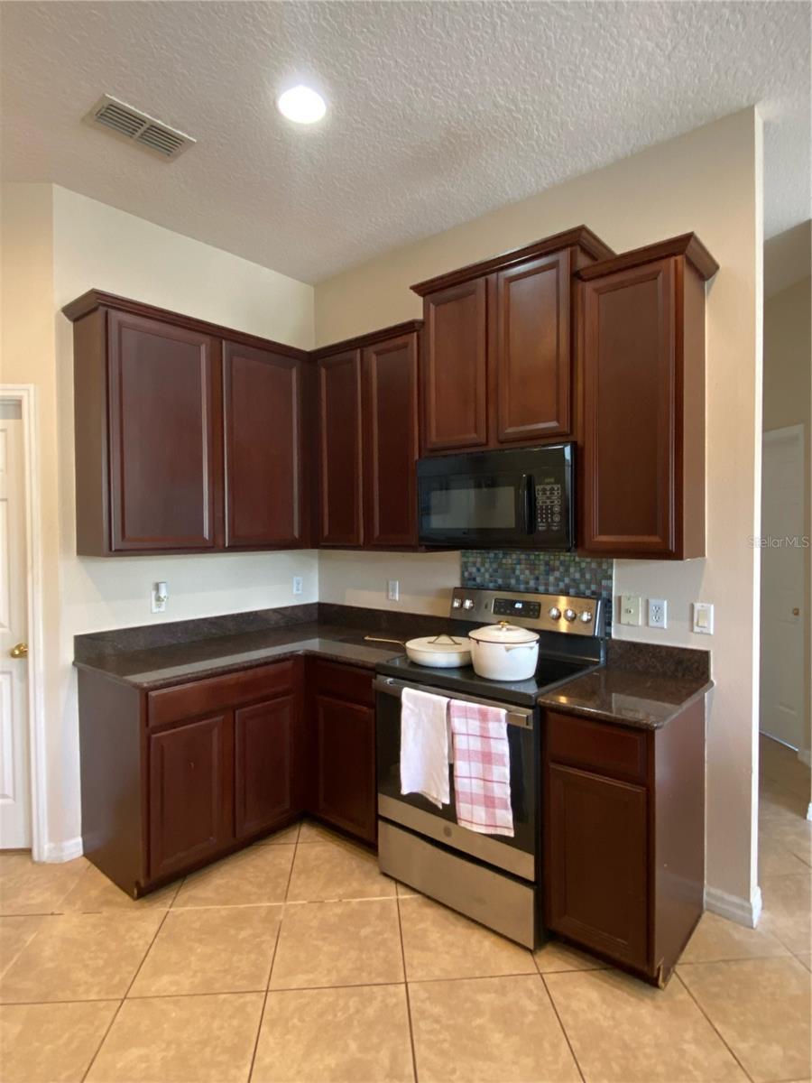 912 HIRE CIR, OCOEE, FL, 34761