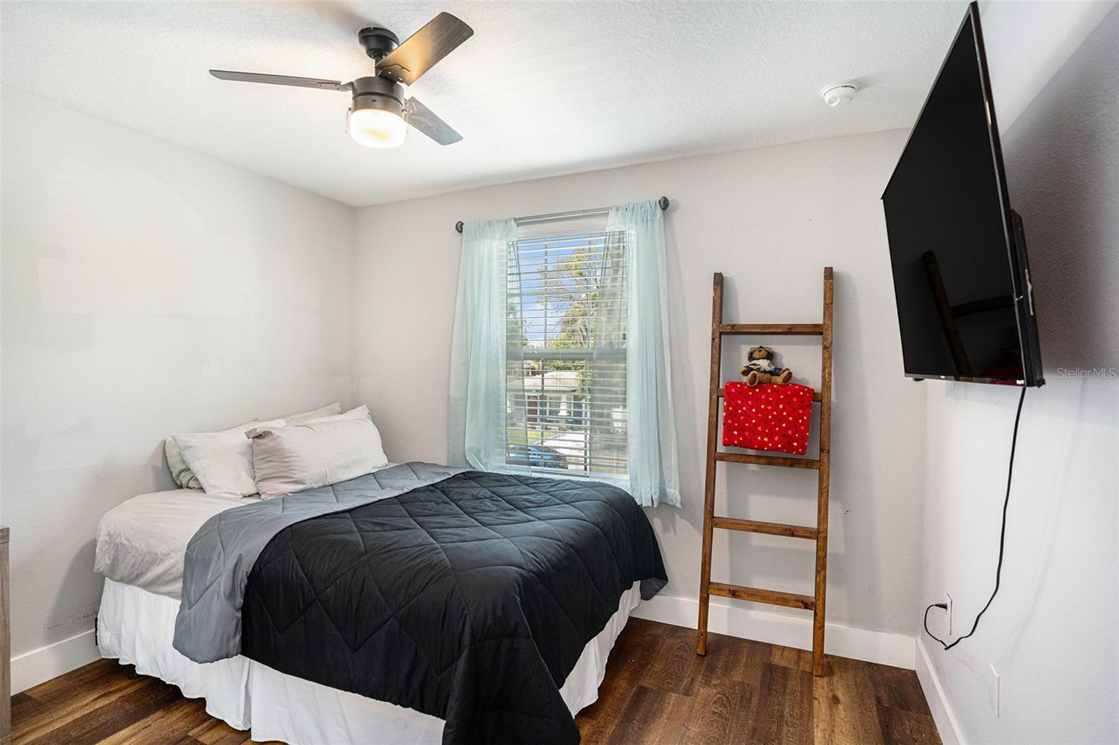 3307 E COMANCHE AVE, TAMPA, FL, 33610