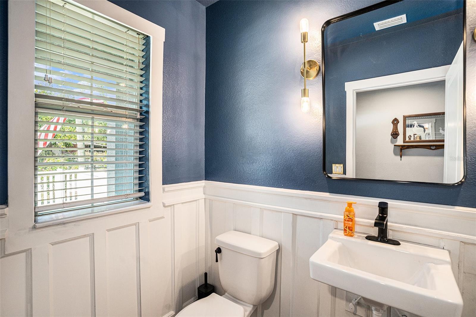 3307 E COMANCHE AVE, TAMPA, FL, 33610