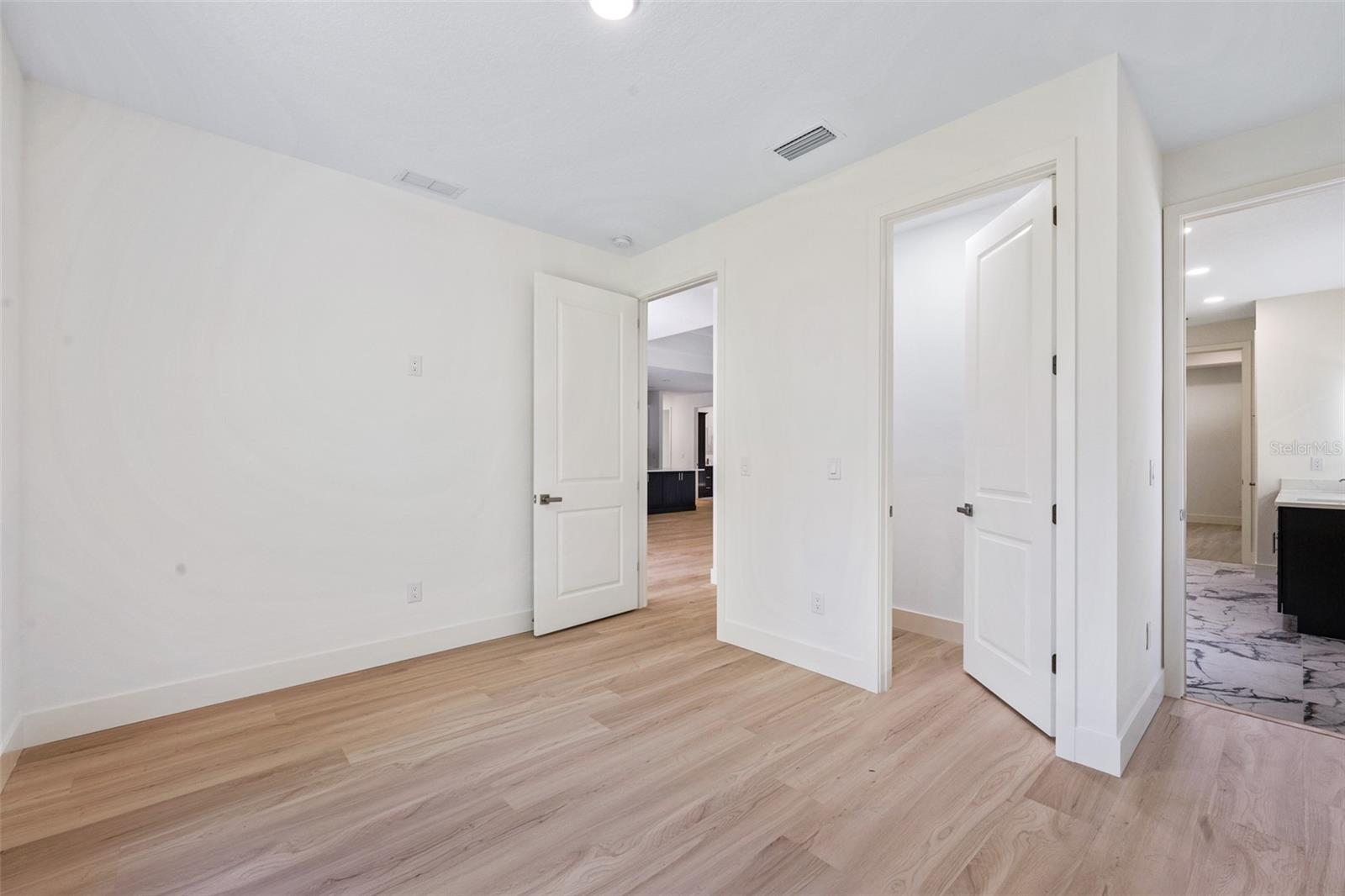 1518 ORANGE TREE DR, EDGEWATER, FL, 32132