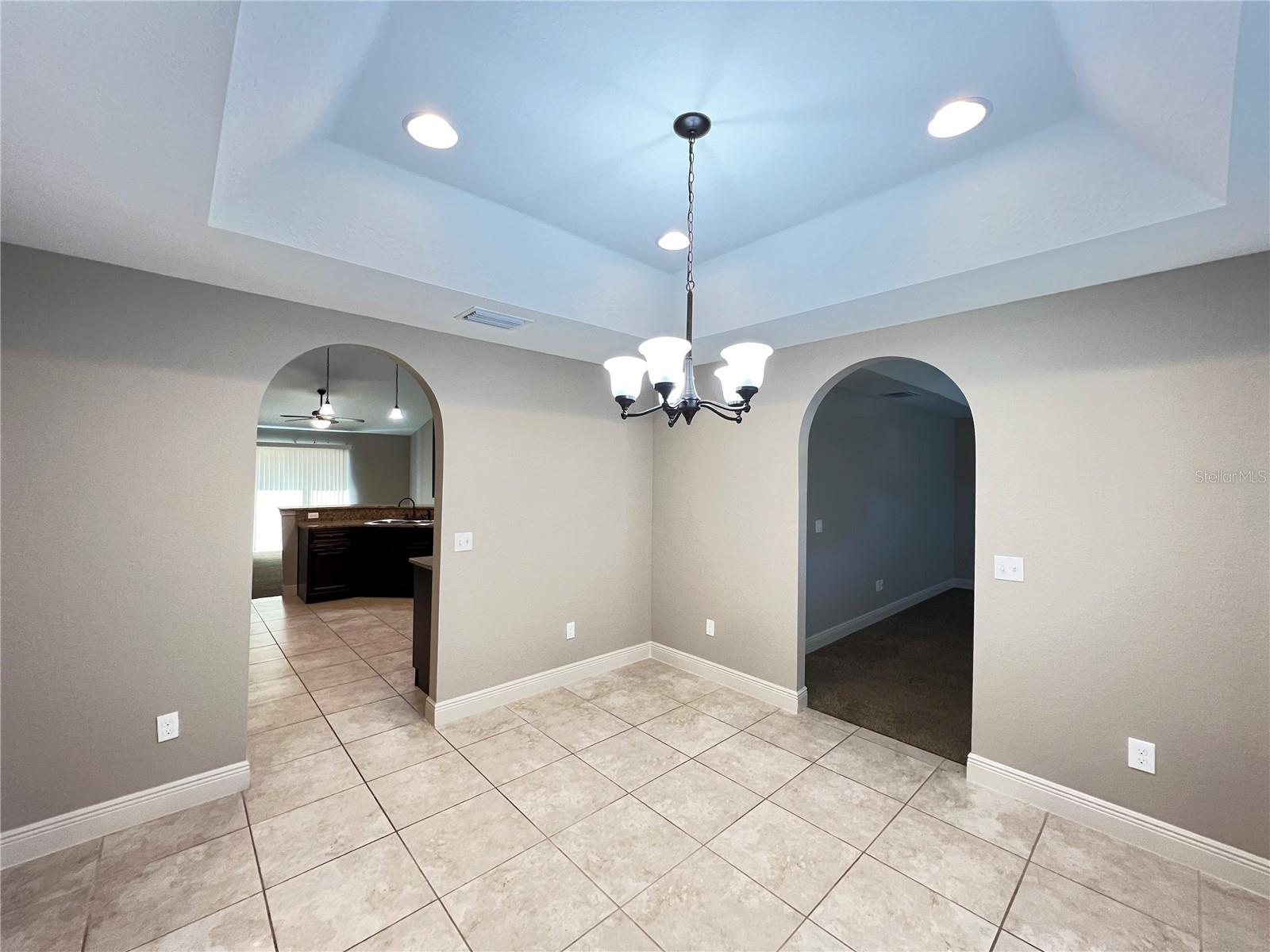 334 MALAUKA LOOP, OCKLAWAHA, FL, 32179