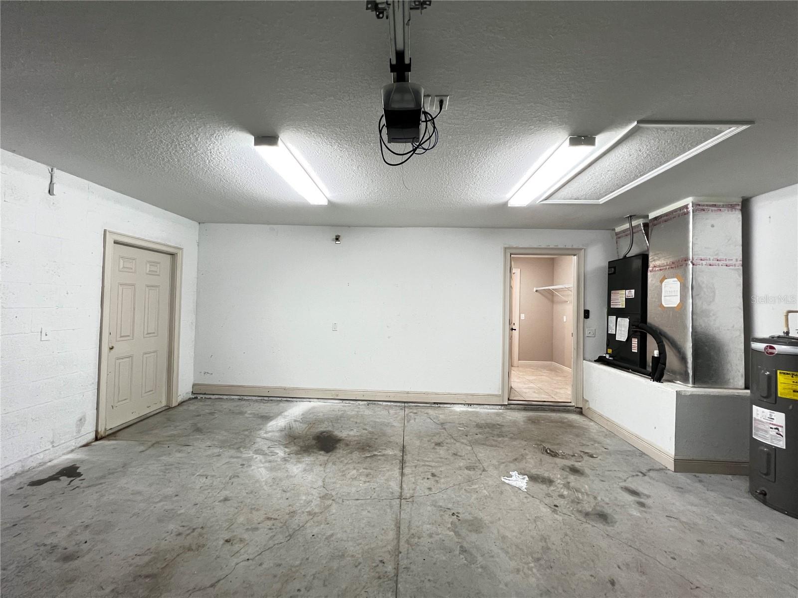 334 MALAUKA LOOP, OCKLAWAHA, FL, 32179