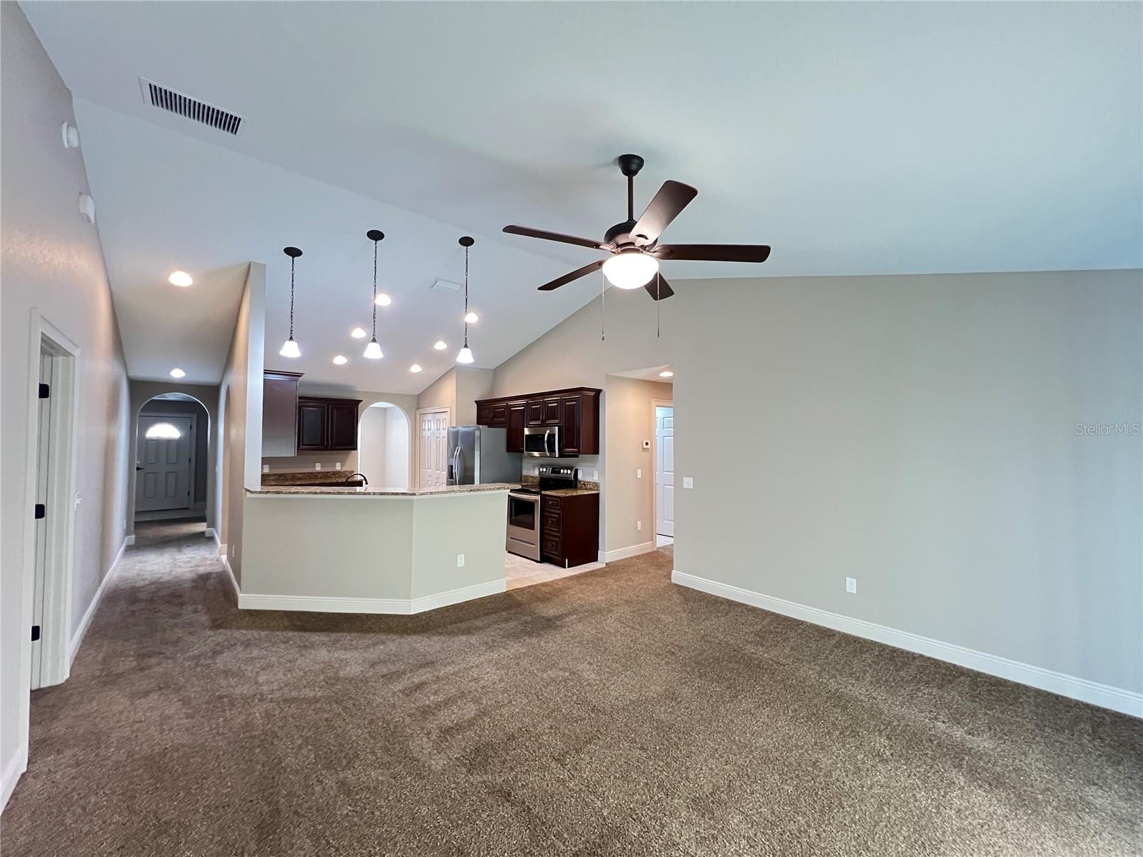 334 MALAUKA LOOP, OCKLAWAHA, FL, 32179