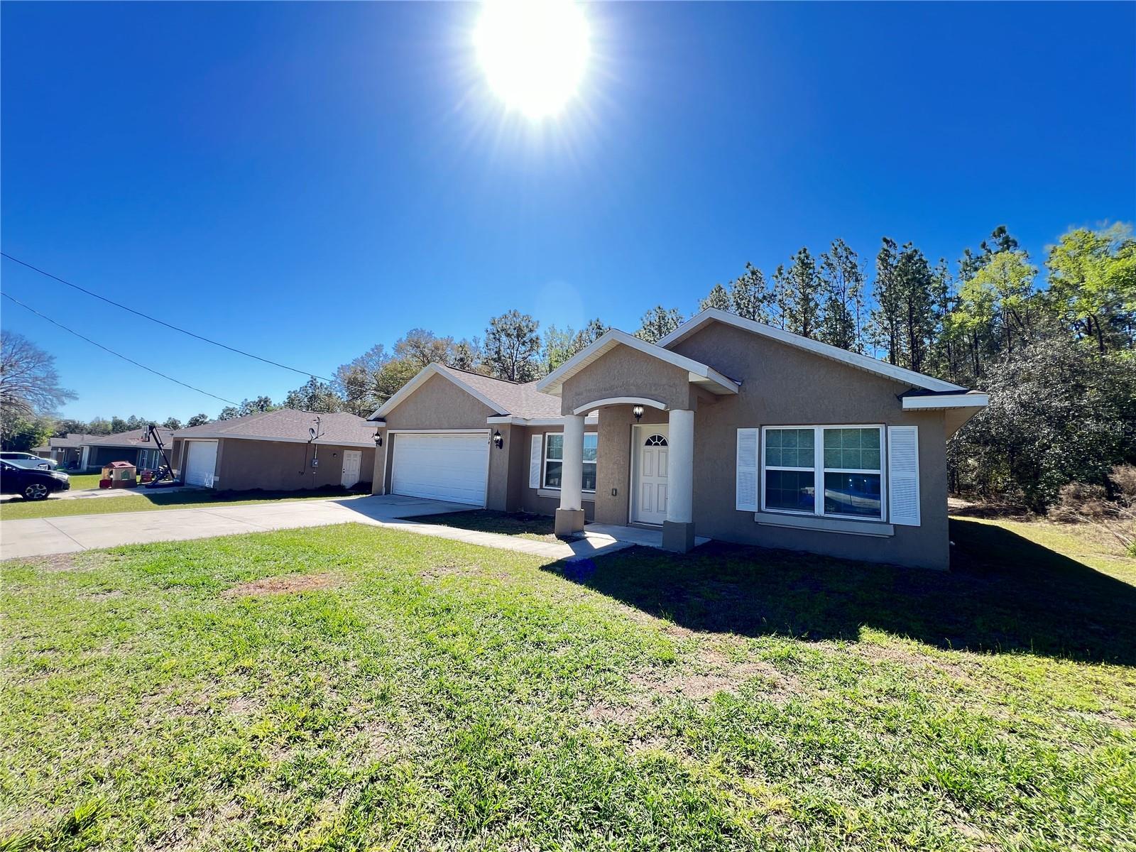 334 MALAUKA LOOP, OCKLAWAHA, FL, 32179