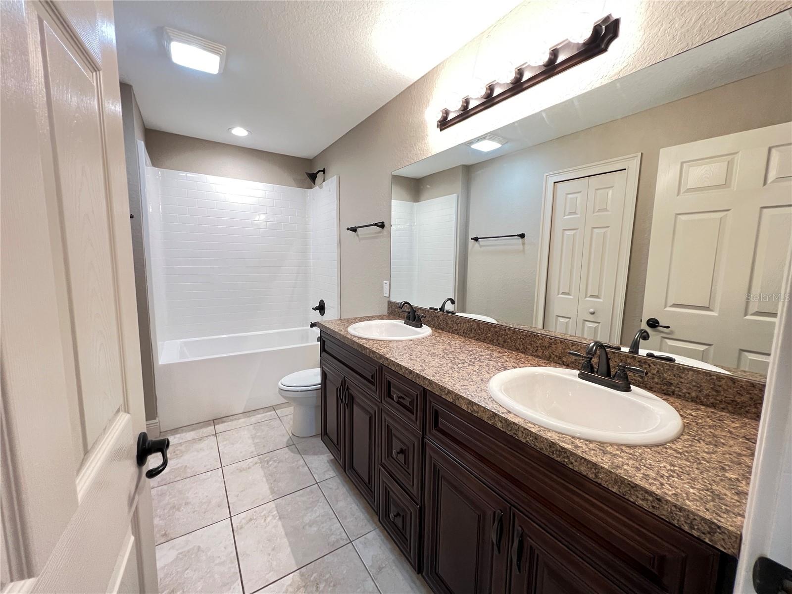 334 MALAUKA LOOP, OCKLAWAHA, FL, 32179