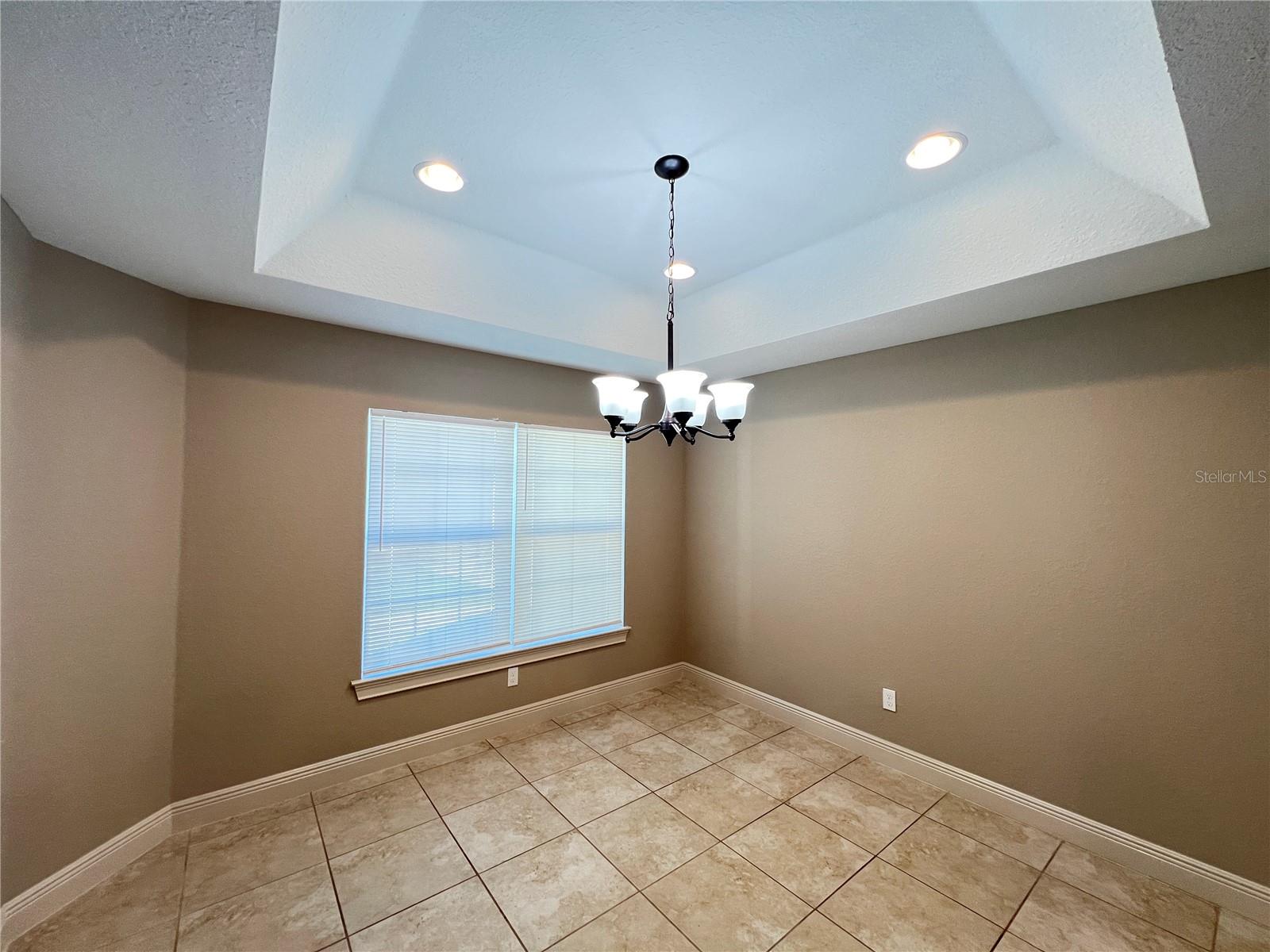 334 MALAUKA LOOP, OCKLAWAHA, FL, 32179