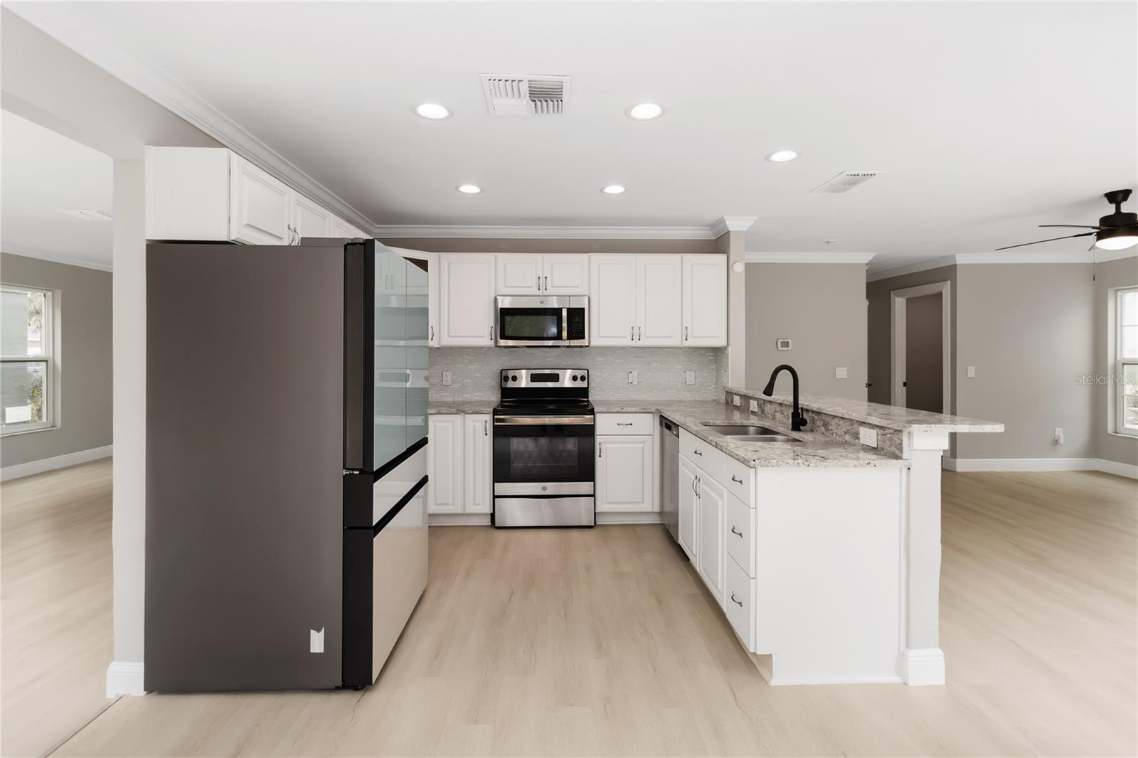 1711 BROOK HOLLOW DR, ORLANDO, FL, 32824