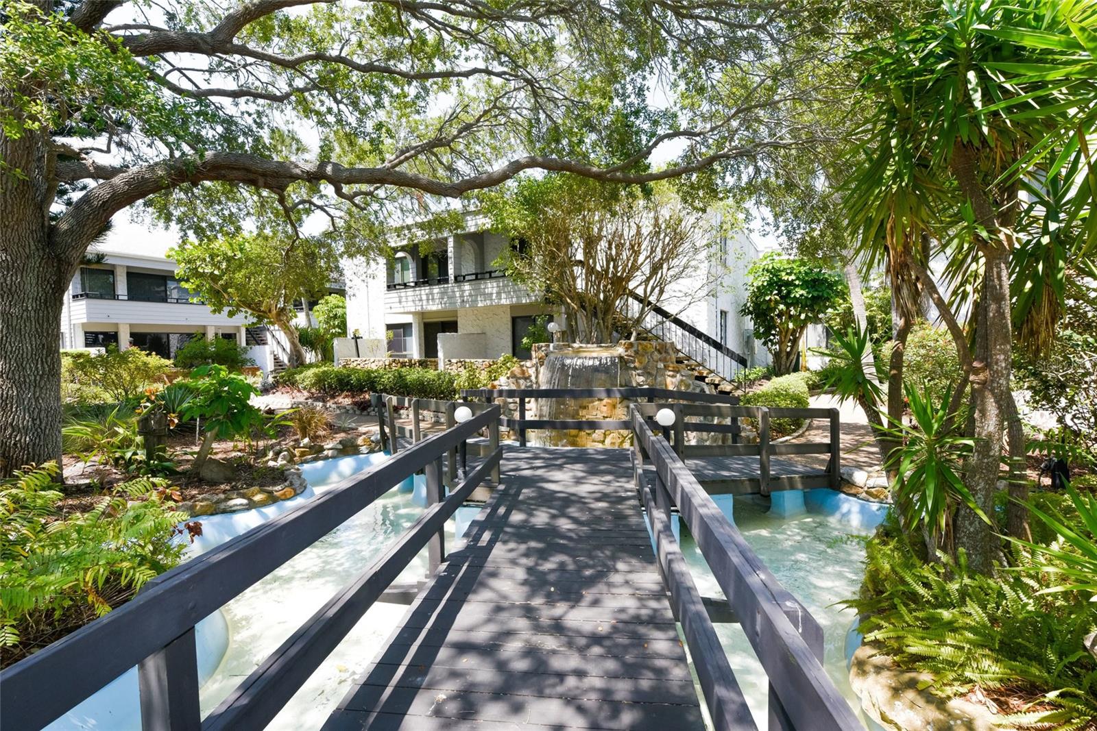 1555 TARPON CENTER DR #156, VENICE, FL, 34285