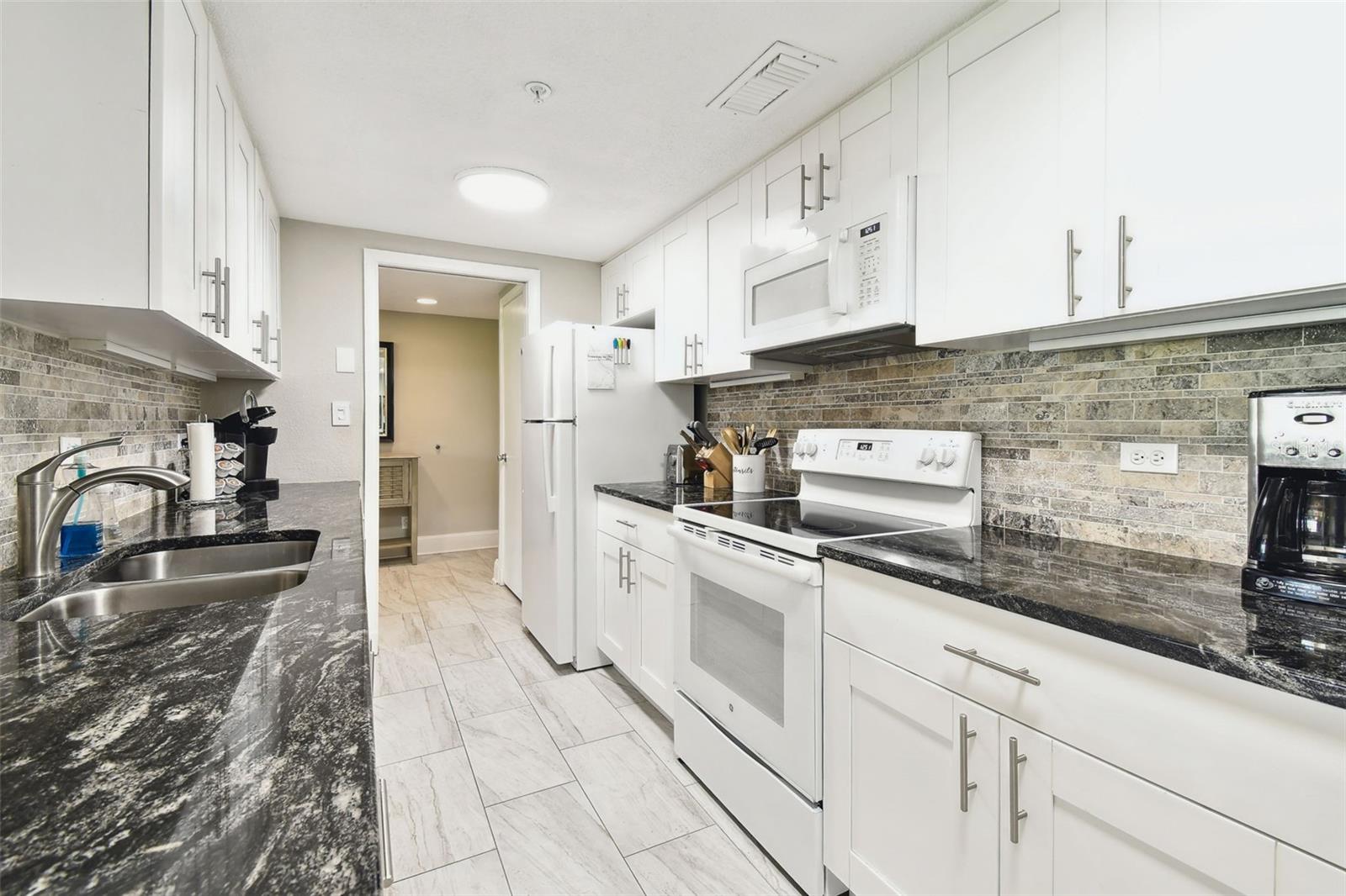 36750 US 19 N #12205, PALM HARBOR, FL, 34684