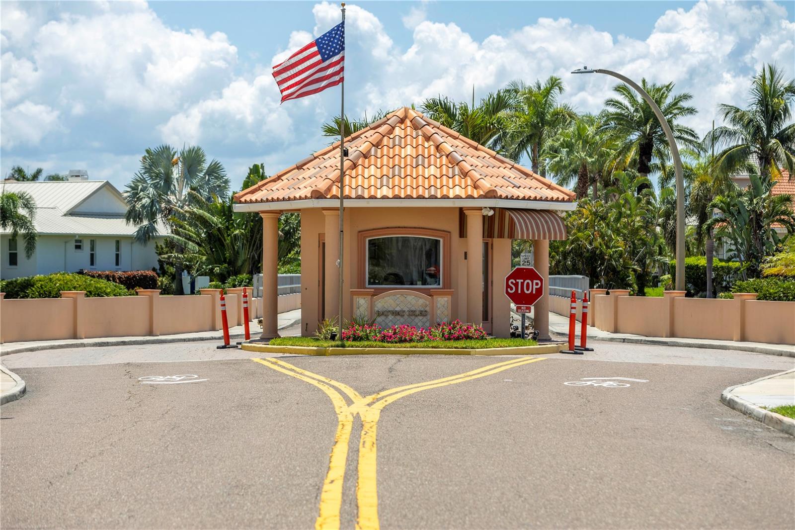 4980 60TH AVE S, ST PETERSBURG, FL, 33715