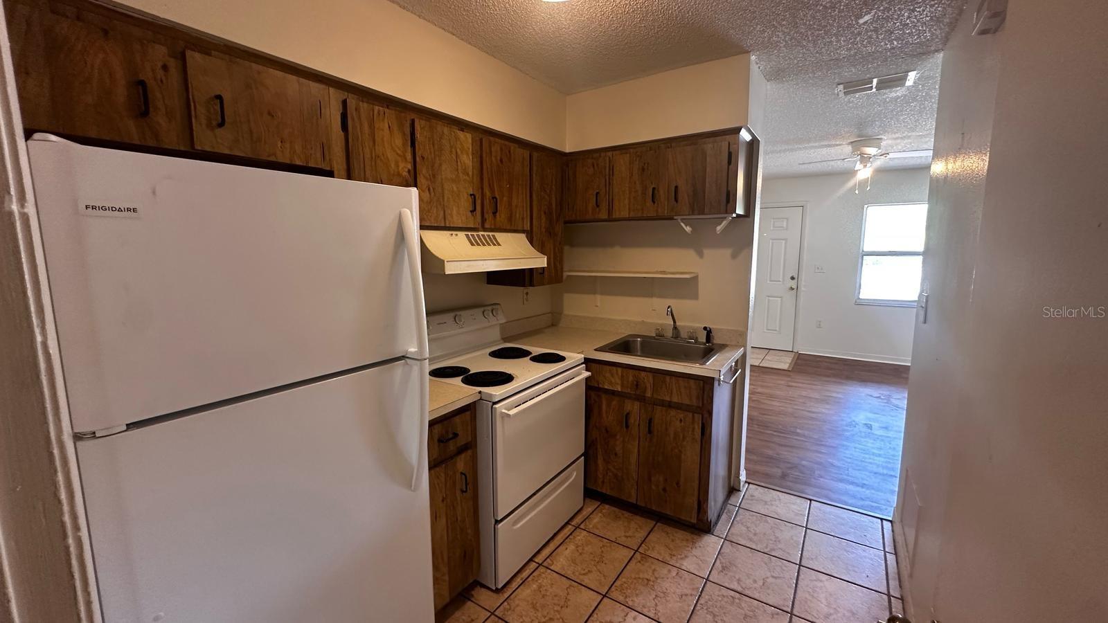 995 BERKLEY RD #6, AUBURNDALE, FL, 33823