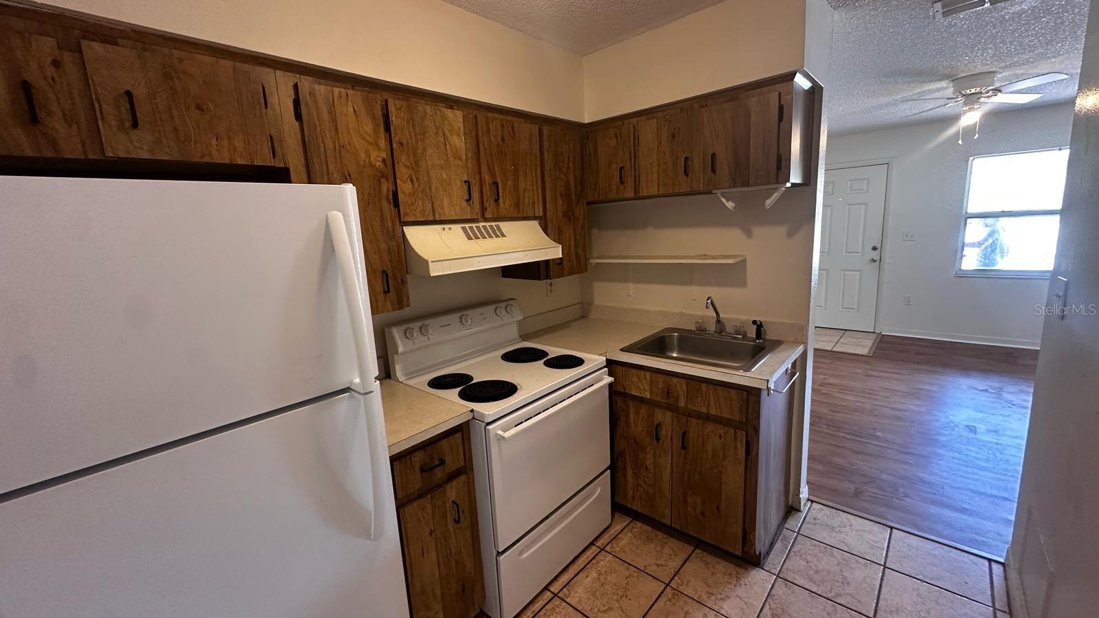 995 BERKLEY RD #6, AUBURNDALE, FL, 33823