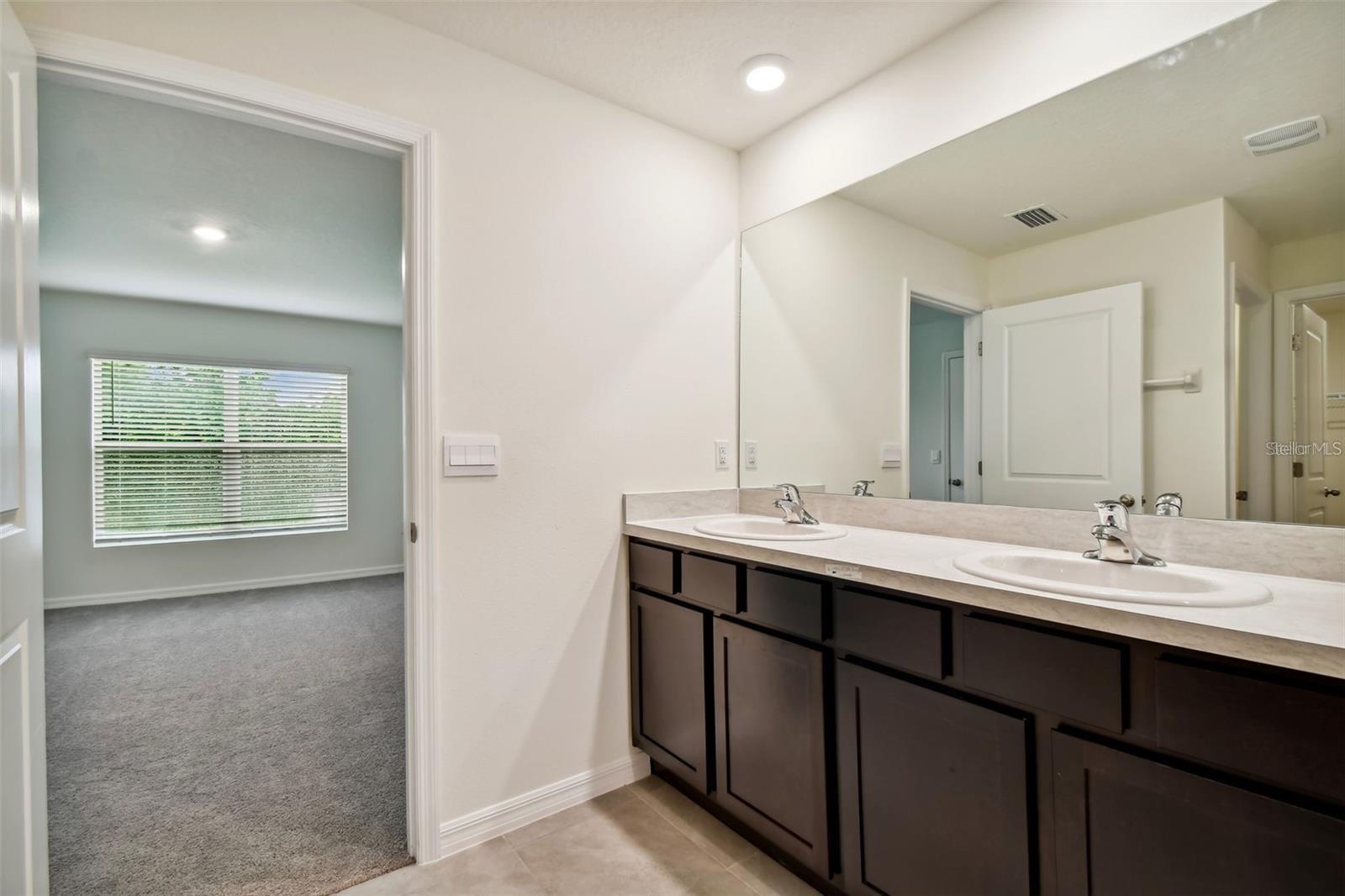 5415 LOGAN CAVE AVE, WIMAUMA, FL, 33598