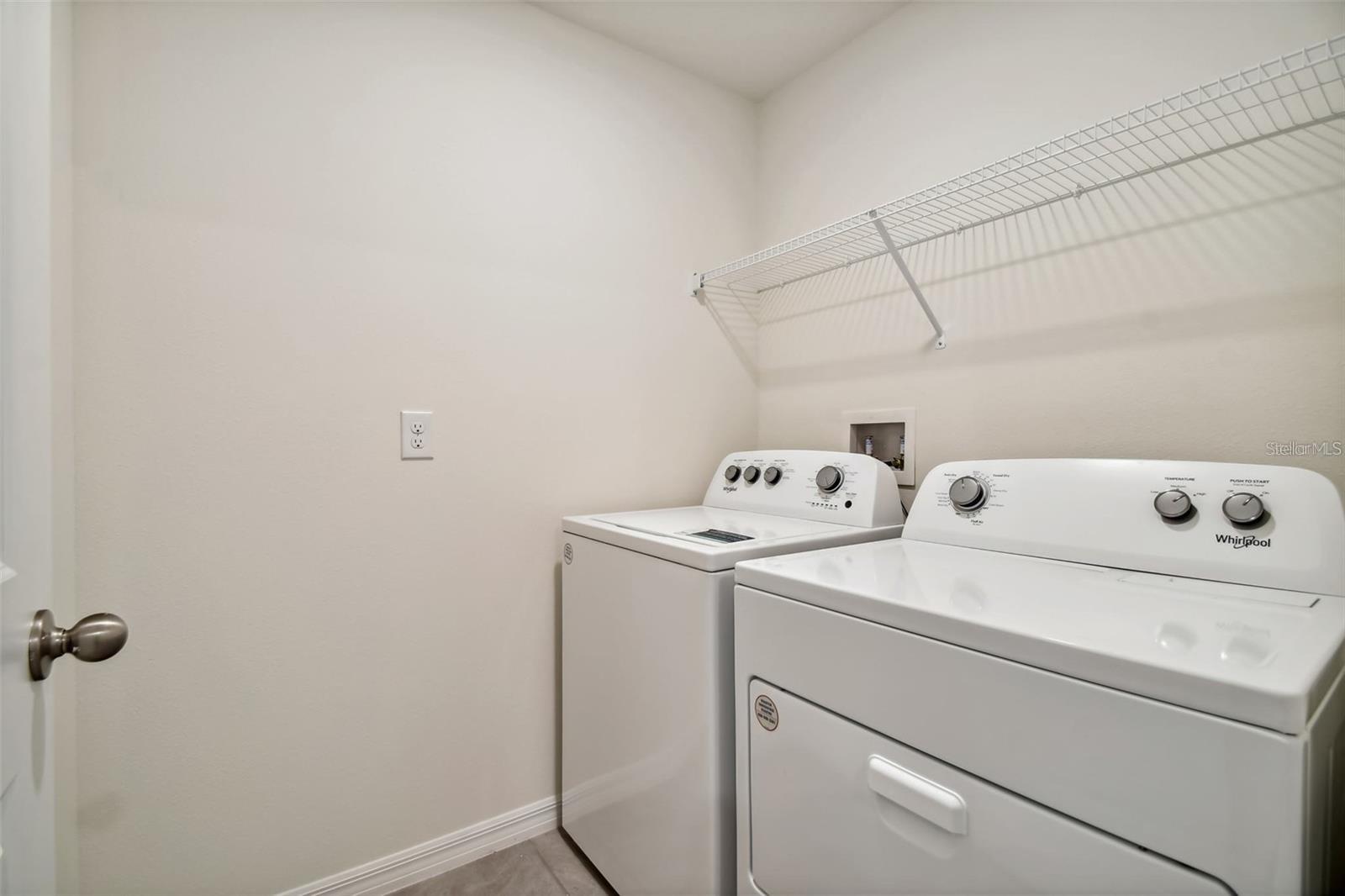 5415 LOGAN CAVE AVE, WIMAUMA, FL, 33598