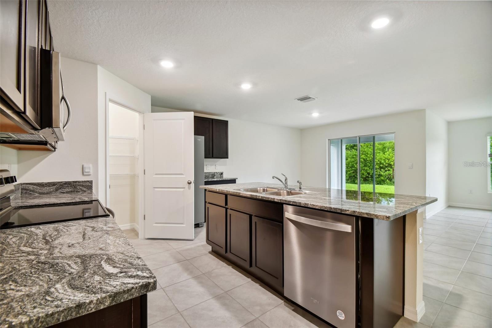 5415 LOGAN CAVE AVE, WIMAUMA, FL, 33598