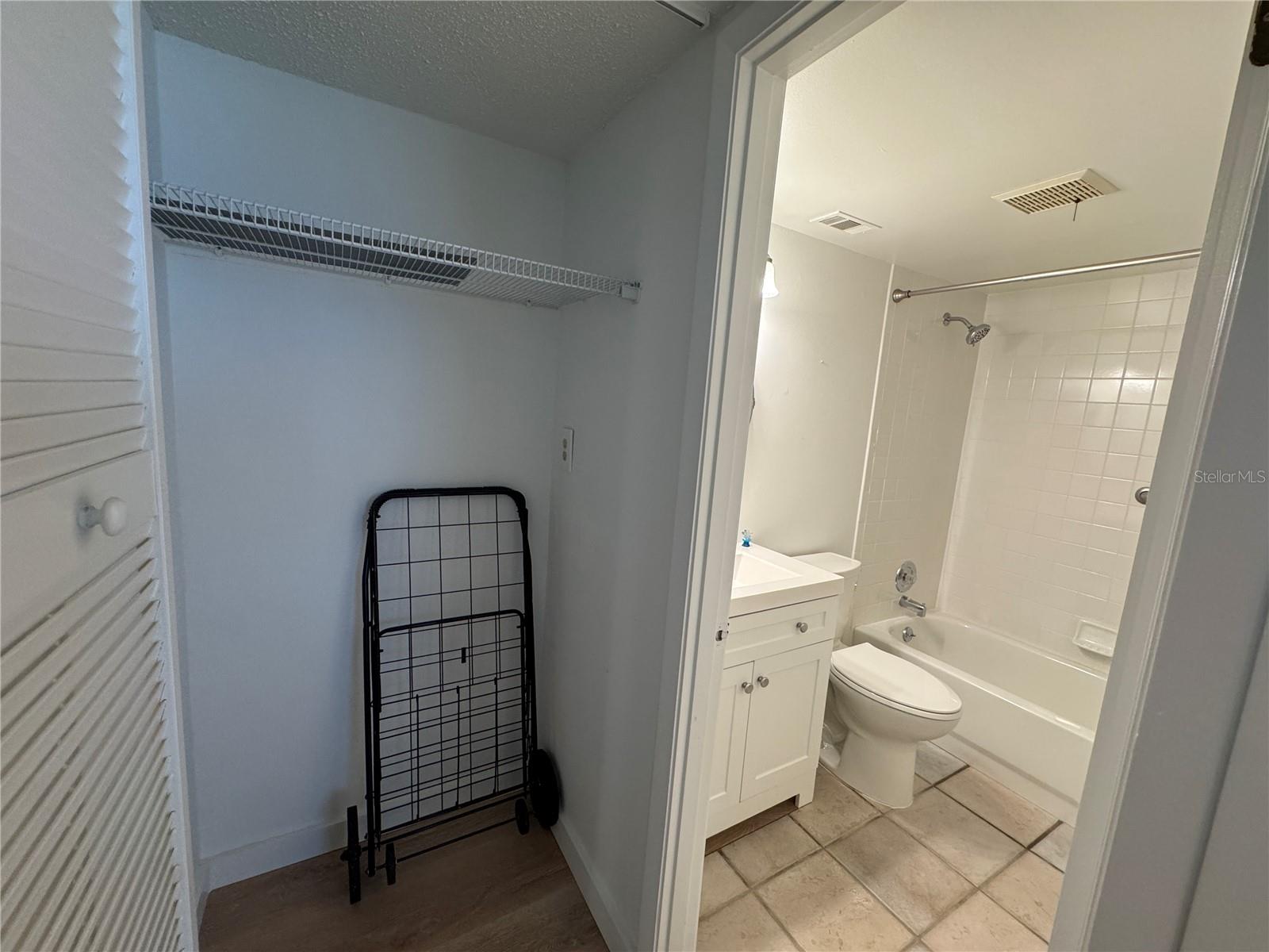 7701 STARKEY RD #233, SEMINOLE, FL, 33777