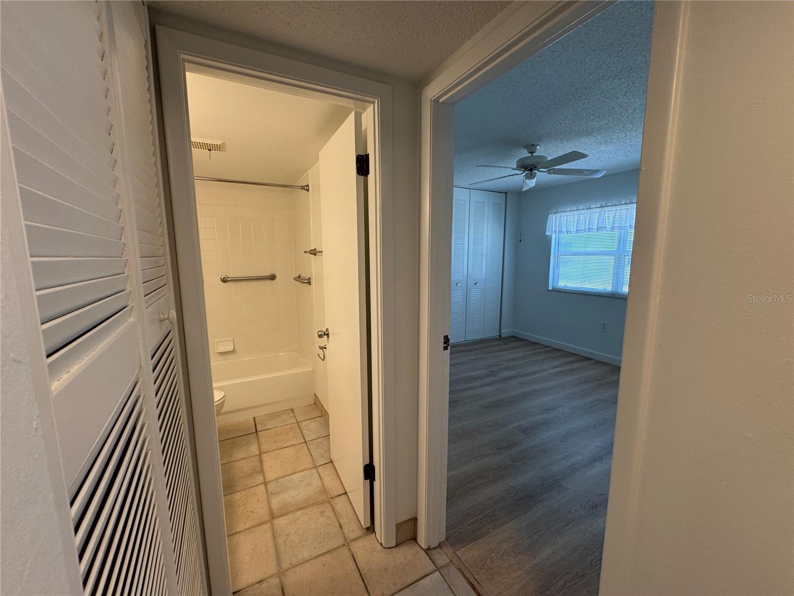 7701 STARKEY RD #233, SEMINOLE, FL, 33777