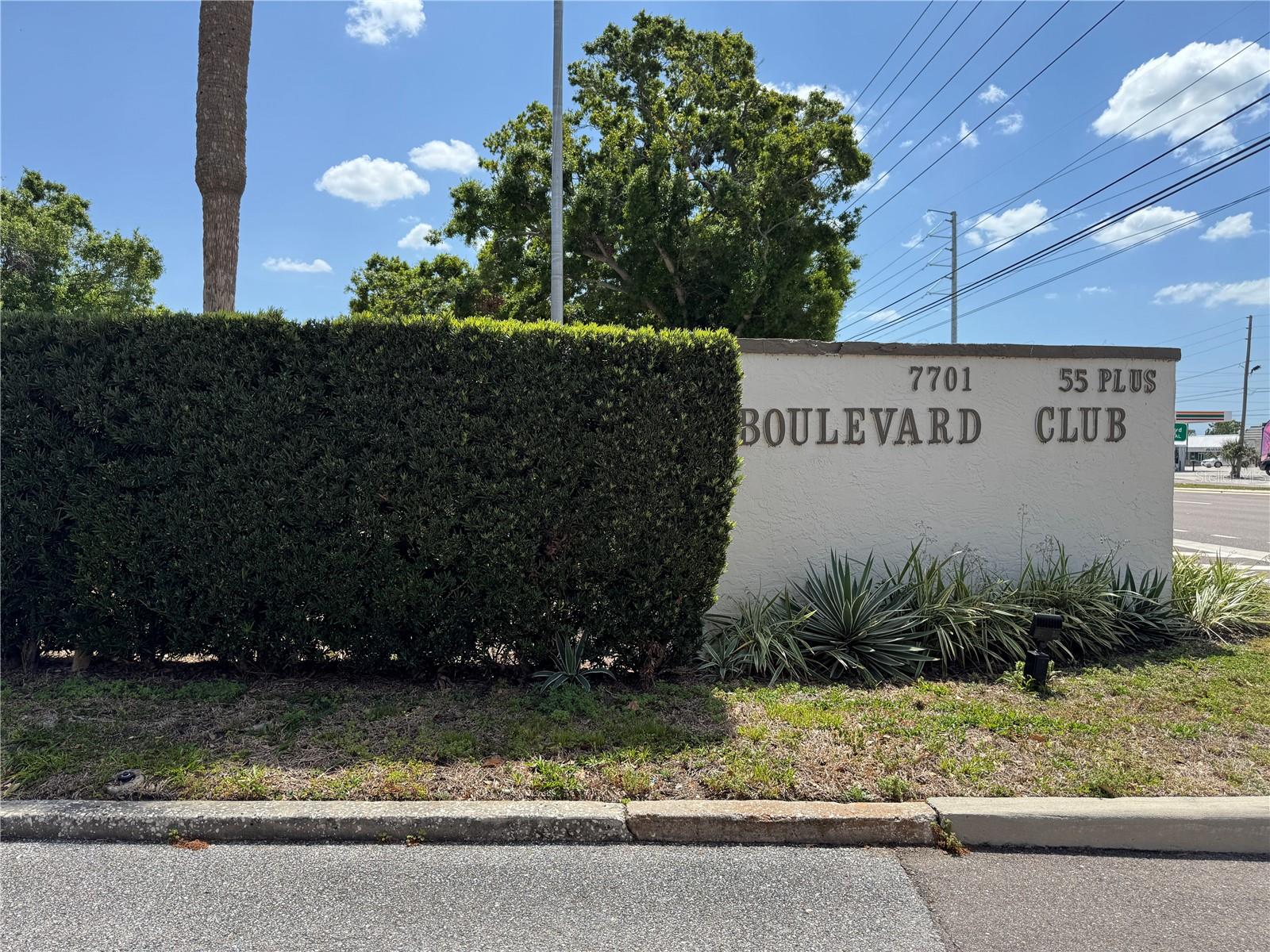 7701 STARKEY RD #233, SEMINOLE, FL, 33777