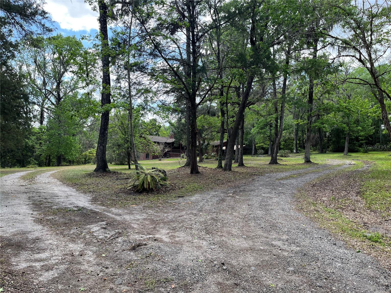 23060 WHITMAN RD, BROOKSVILLE, FL, 34601