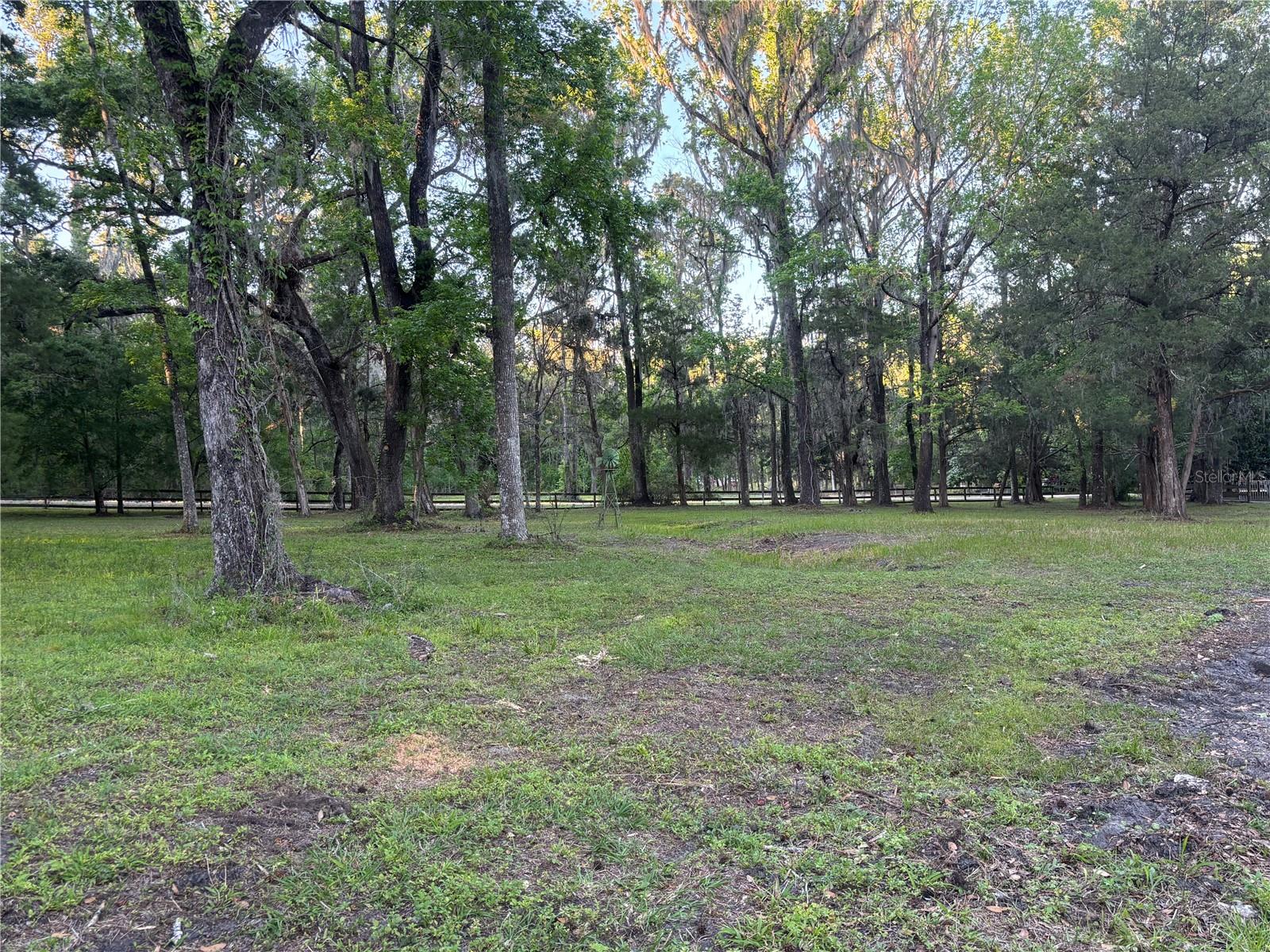 23060 WHITMAN RD, BROOKSVILLE, FL, 34601