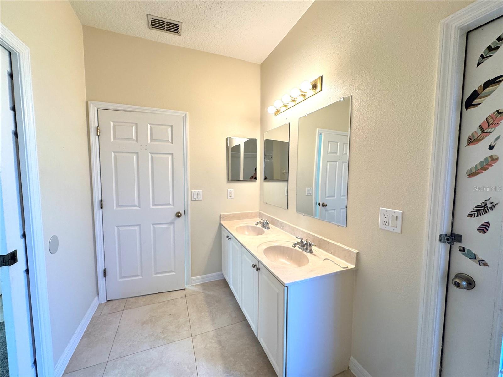 13521 OLD DOCK RD, ORLANDO, FL, 32828