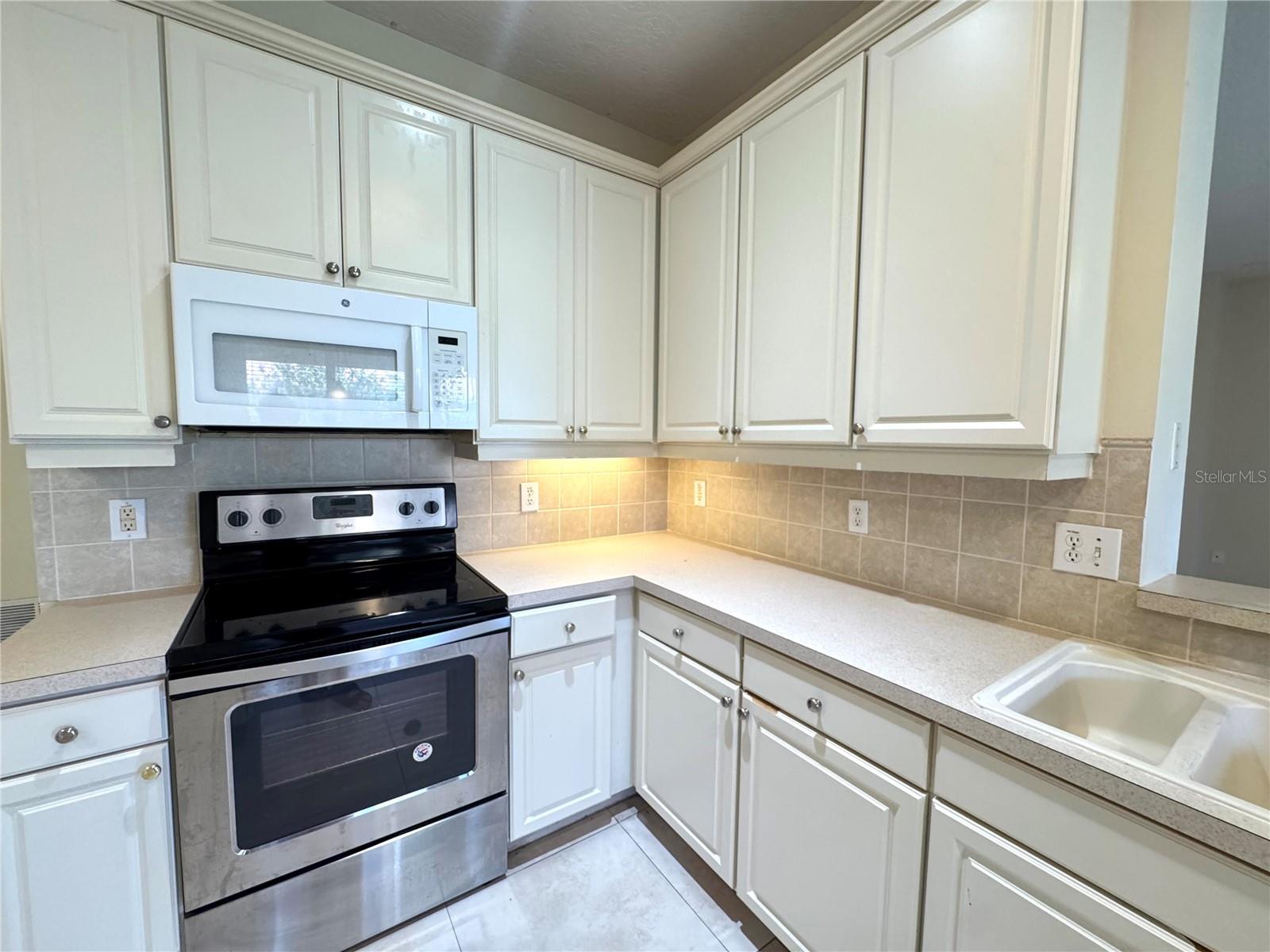 13521 OLD DOCK RD, ORLANDO, FL, 32828