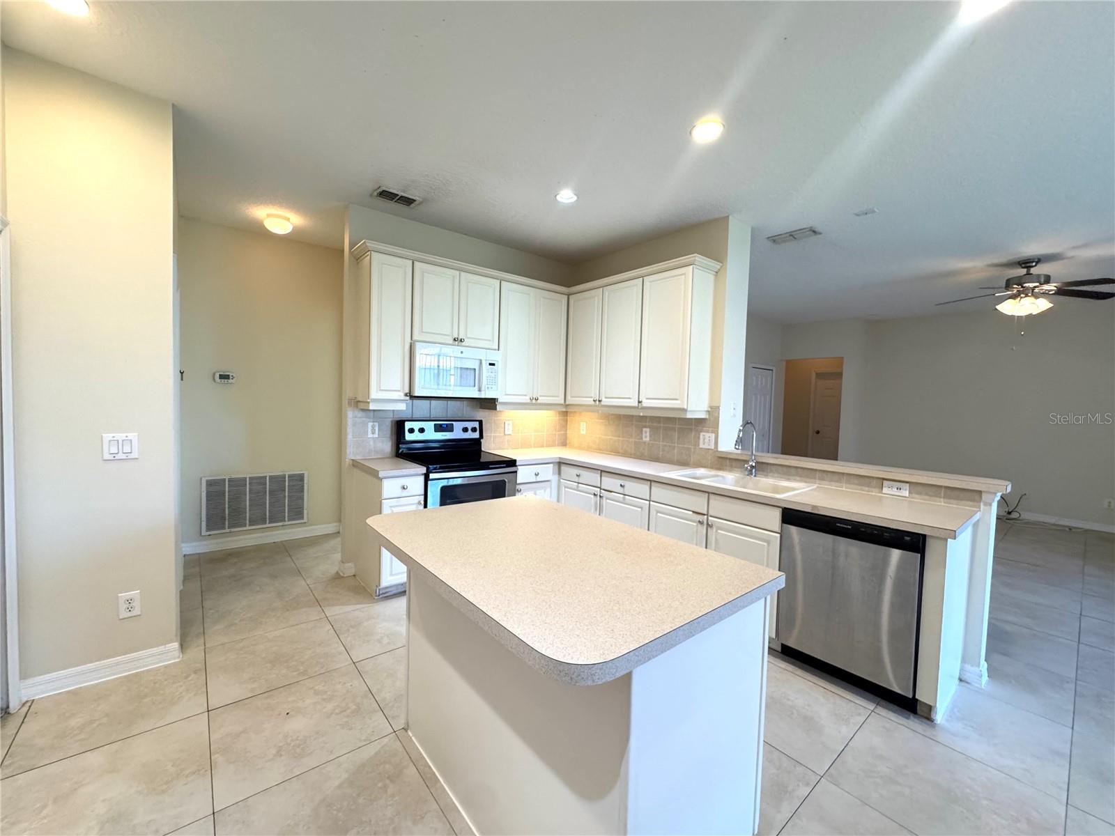 13521 OLD DOCK RD, ORLANDO, FL, 32828