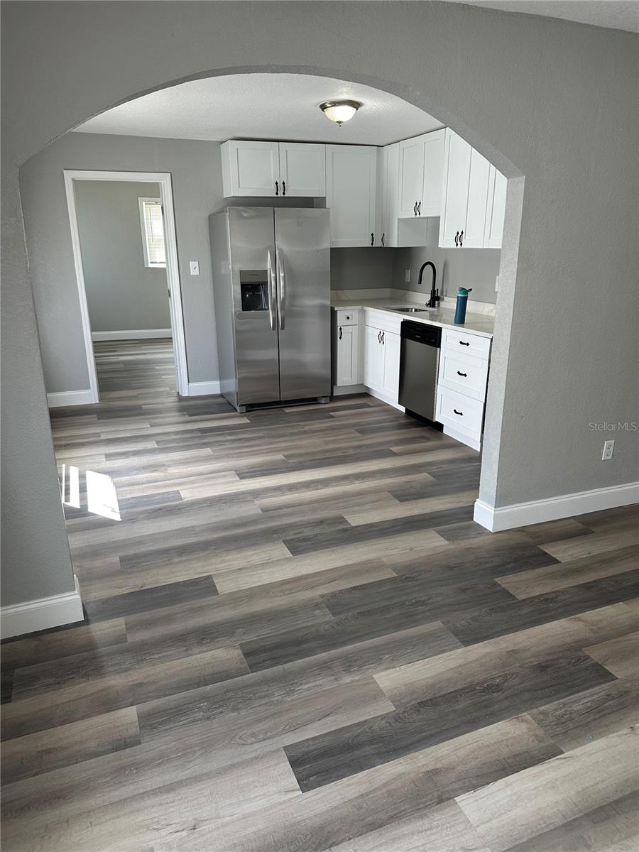 3615 E GROVE ST, TAMPA, FL, 33610