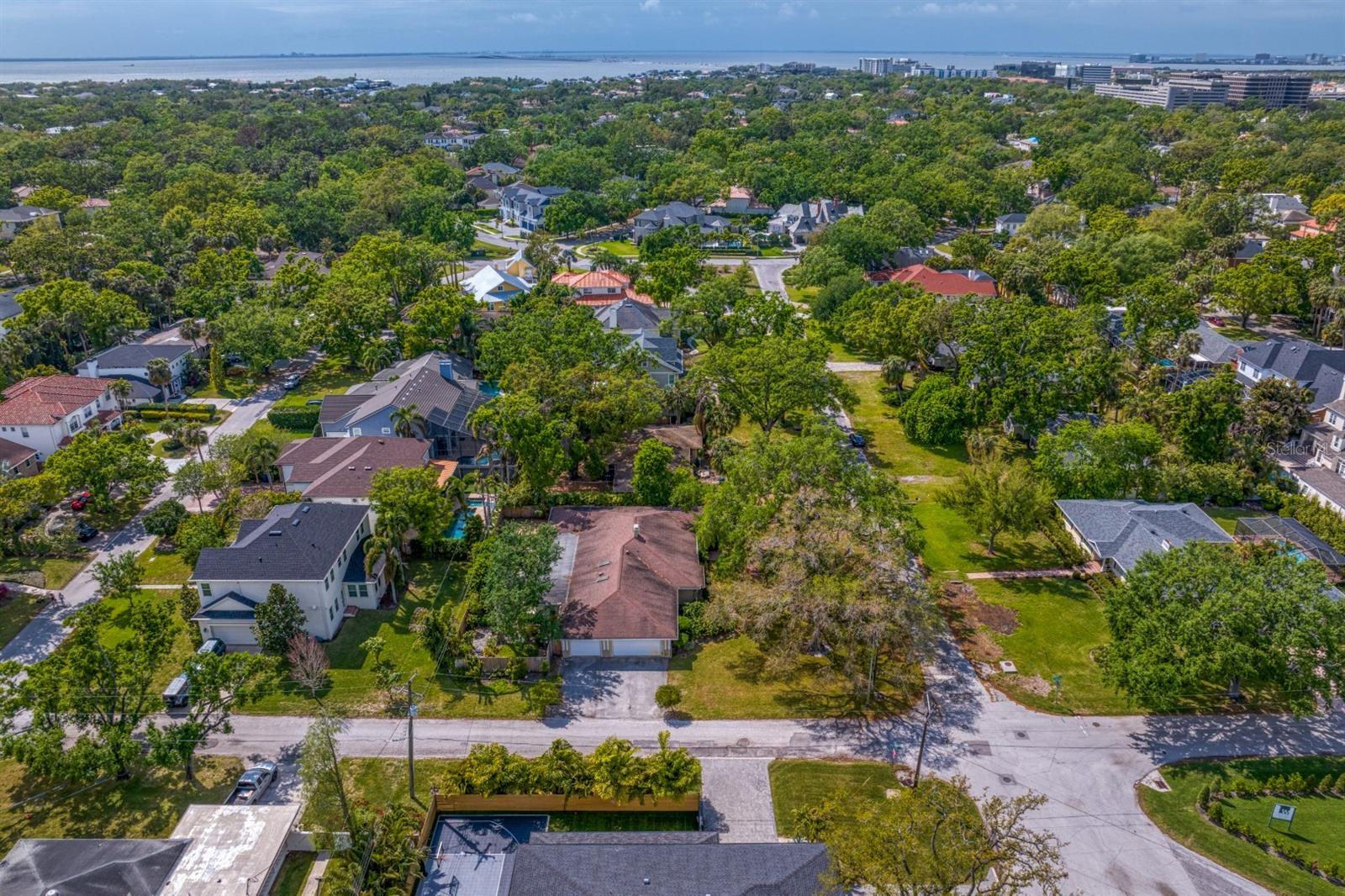 4302 W WOODMERE RD, TAMPA, FL, 33609