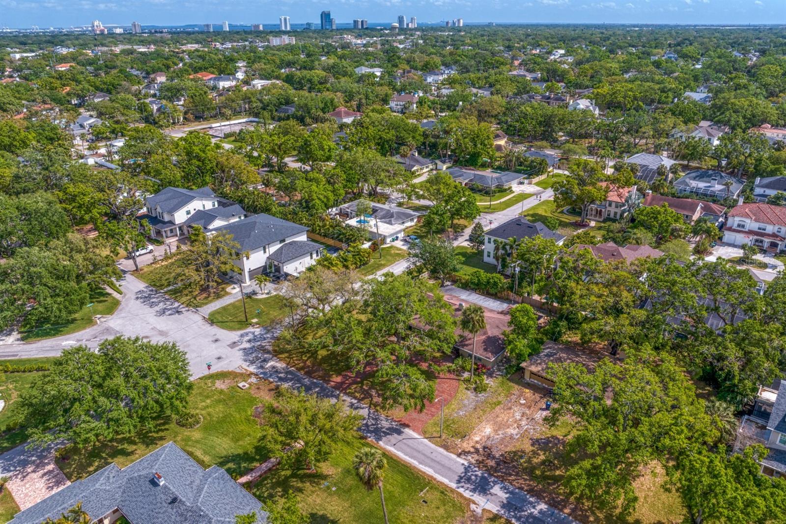 4302 W WOODMERE RD, TAMPA, FL, 33609
