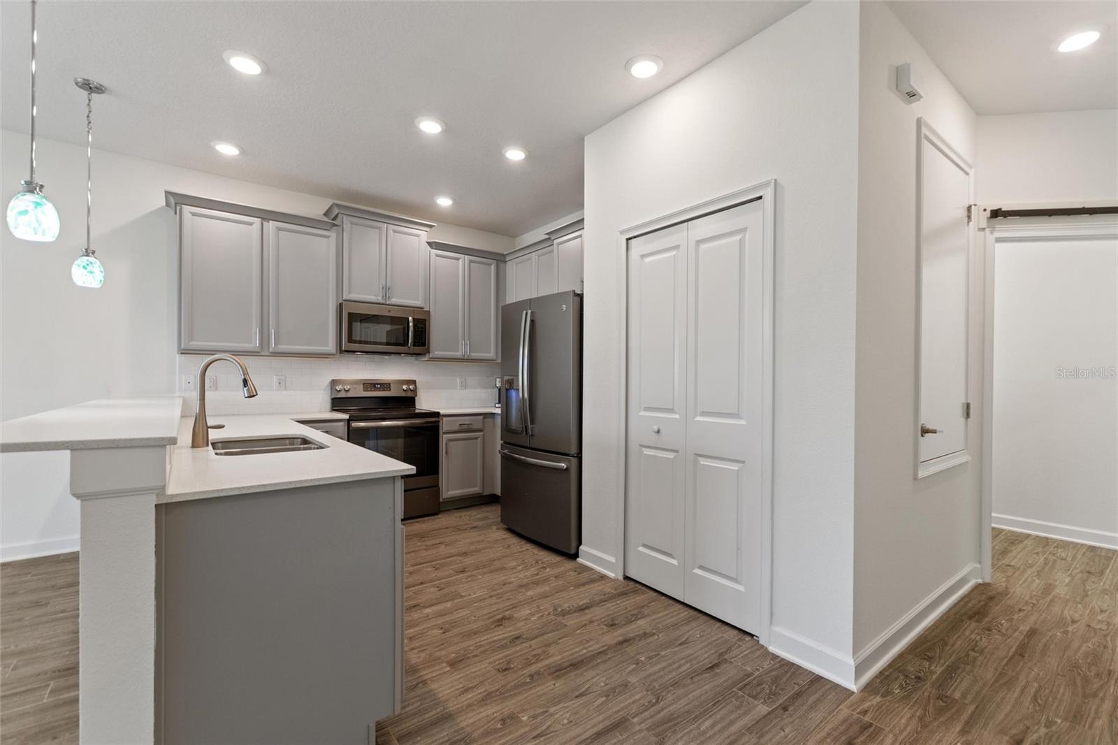 8988 AZALEA SANDS LN #8988, DAVENPORT, FL, 33896