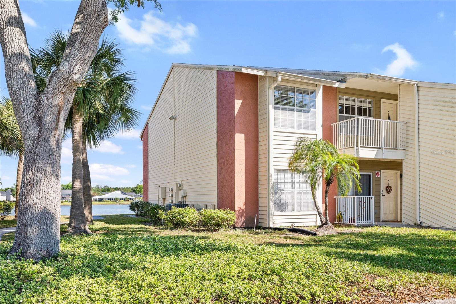 302 LAKE PARSONS GRN #201, BRANDON, FL, 33511