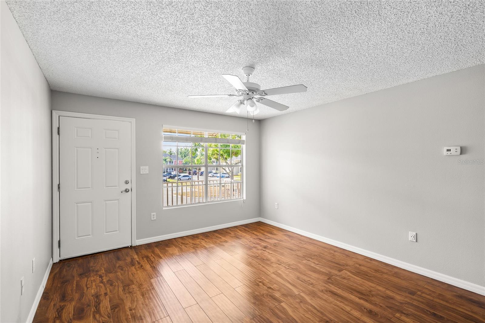302 LAKE PARSONS GRN #201, BRANDON, FL, 33511
