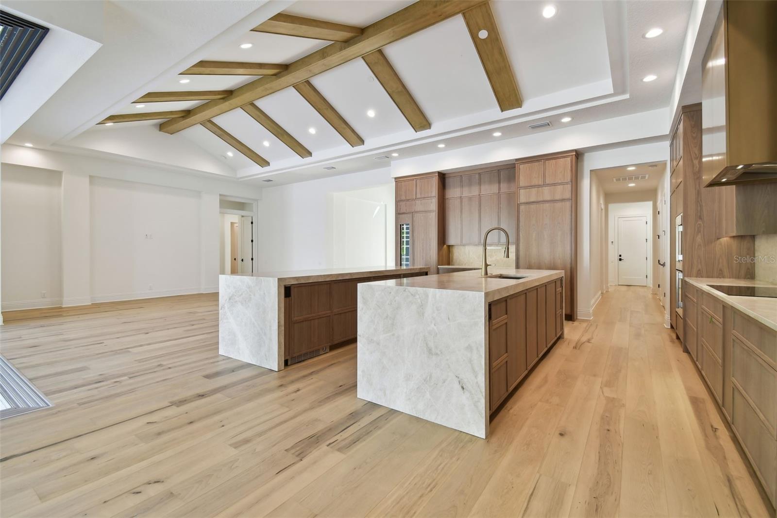 17720 ROYAL EAGLE LN, LUTZ, FL, 33549