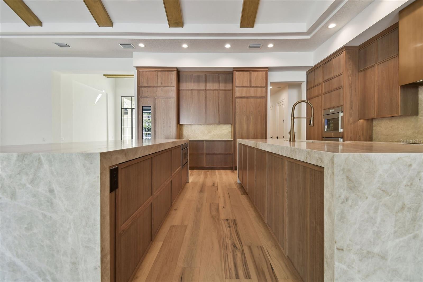 17720 ROYAL EAGLE LN, LUTZ, FL, 33549